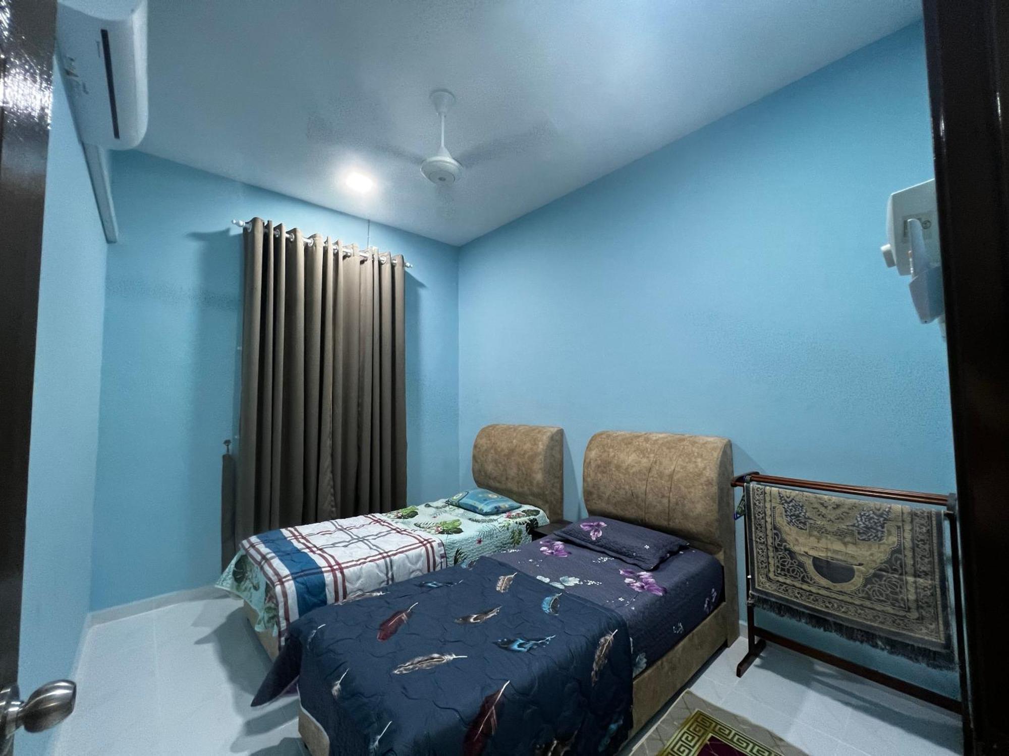 Yatee Homestay Kuala Terengganu Exterior photo