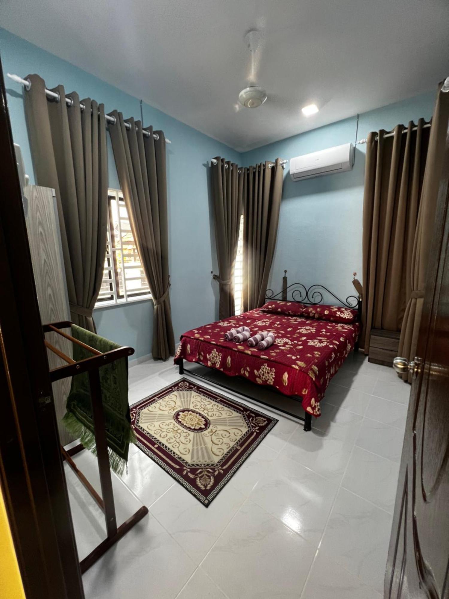 Yatee Homestay Kuala Terengganu Exterior photo