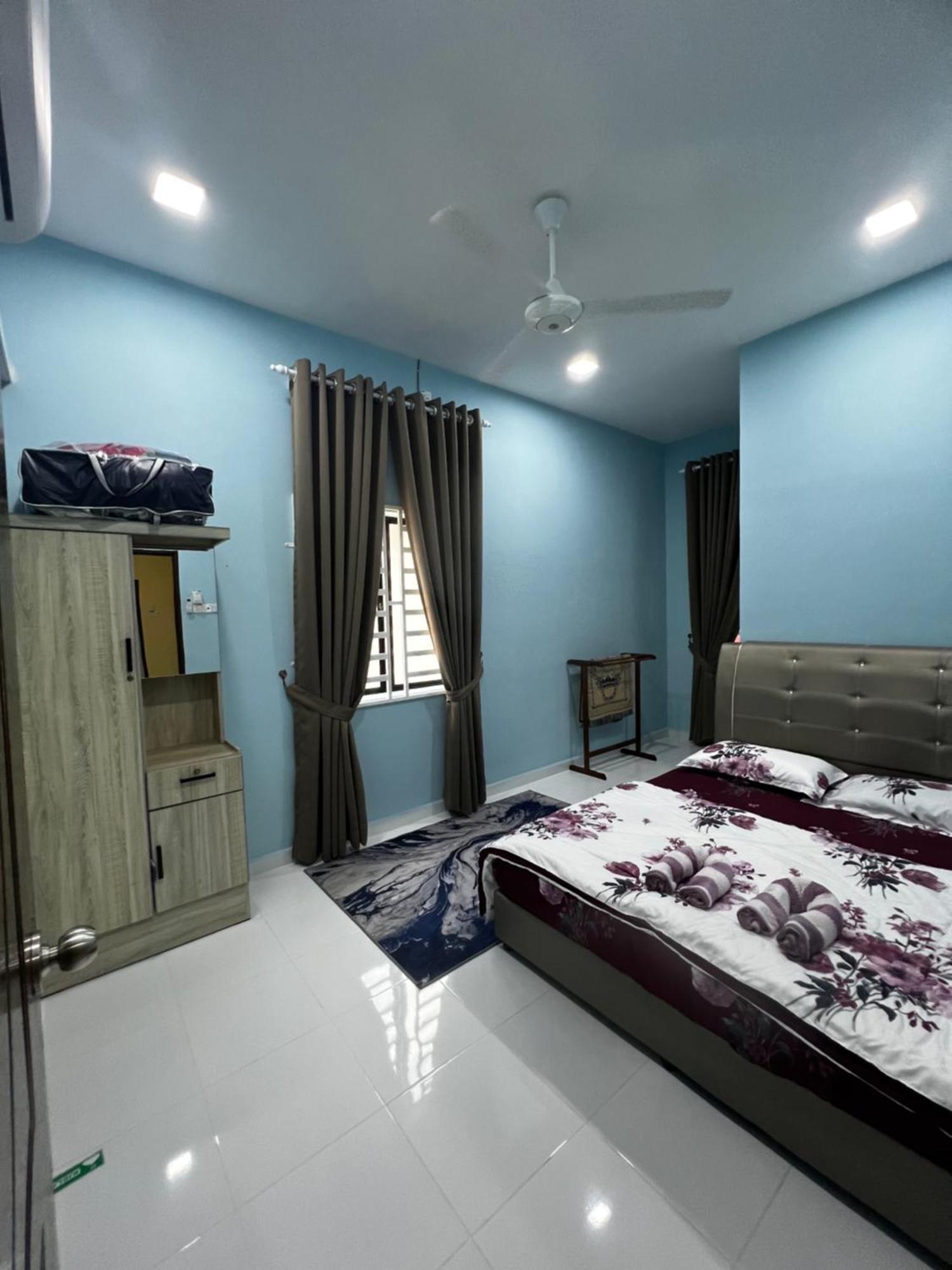 Yatee Homestay Kuala Terengganu Exterior photo